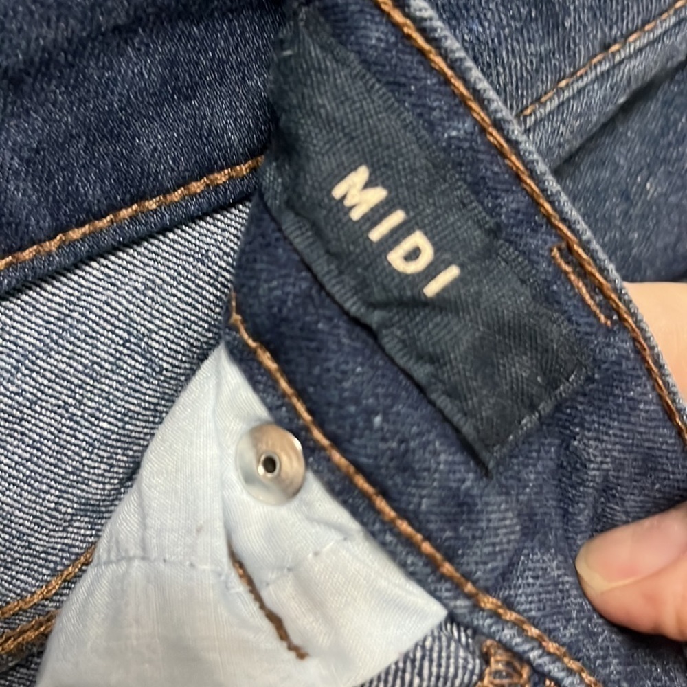 𝅺AEROPOSTALE- midi jean shorts - Picture 4 of 5